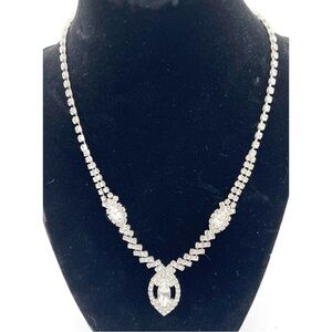 vintage clear rhinestone necklace